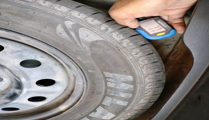 2014 Maruti Swift Dzire VDI, Diesel, Manual, 1,26,392 km, tyre