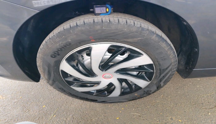 2025 Maruti Baleno SIGMA PETROL 1.2, Petrol, Manual, 4,067 km, tyre