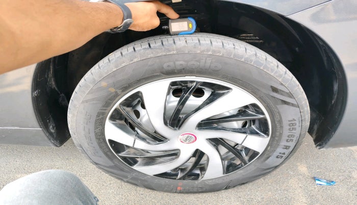 2025 Maruti Baleno SIGMA PETROL 1.2, Petrol, Manual, 4,067 km, tyre