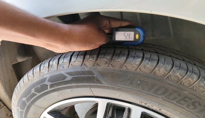 2019 Maruti Dzire VDI AMT, Diesel, Automatic, 91,829 km, tyre