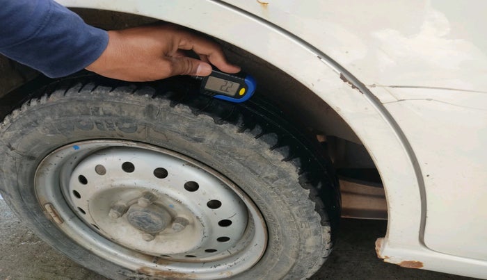 2016 Maruti Wagon R 1.0 LXI CNG, CNG, Manual, 1,41,739 km, tyre