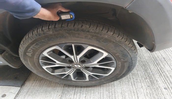 2019 Renault Duster RXS OPT CVT, Petrol, Automatic, 48,291 km, tyre