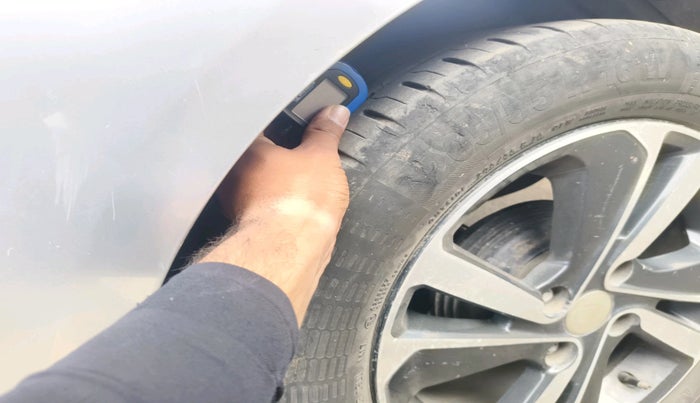 2020 Tata ALTROZ XT PETROL, Petrol, Manual, 80,508 km, tyre