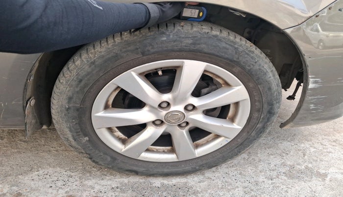 2012 Nissan Sunny XV PETROL, Petrol, Manual, 80,337 km, tyre