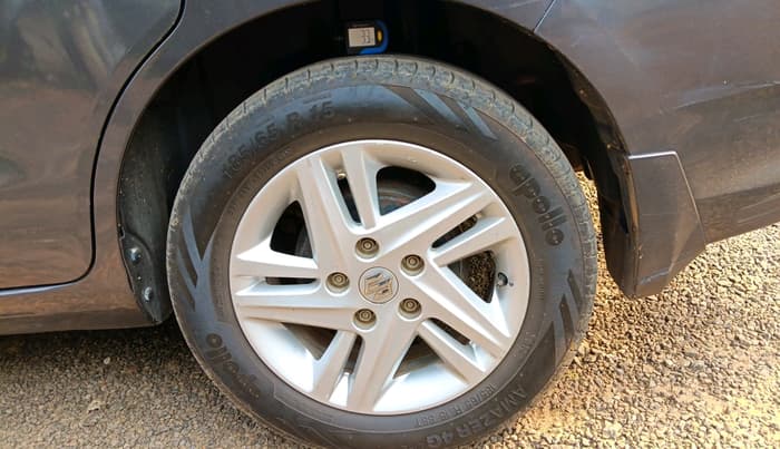 2018 Maruti Ertiga VXI, Petrol, Manual, 1,15,391 km, tyre