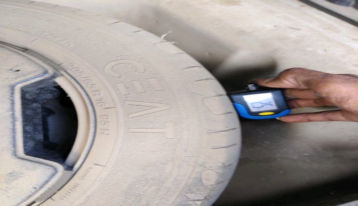 2017 Maruti Vitara Brezza VDI (O), Diesel, Manual, 1,97,599 km, tyre