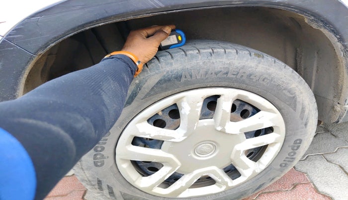 2017 Maruti Vitara Brezza VDI (O), Diesel, Manual, 1,97,599 km, tyre