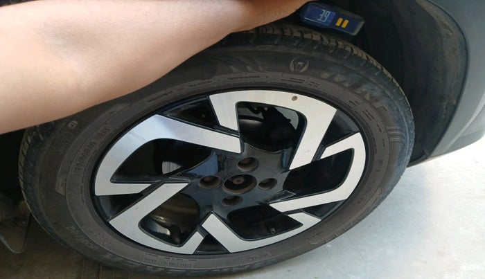 2022 Nissan MAGNITE XV TURBO, Petrol, Manual, 41,720 km, tyre