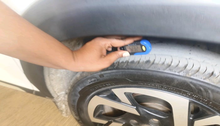 2022 Nissan MAGNITE XV PREMIUM TURBO (O) CVT, Petrol, Automatic, 91,115 km, tyre