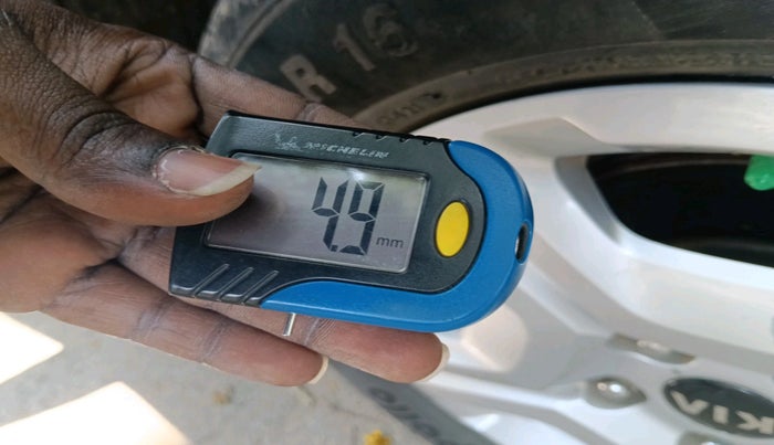 2021 KIA SONET HTK PLUS 1.0 IMT, Petrol, Manual, 58,684 km, tyre