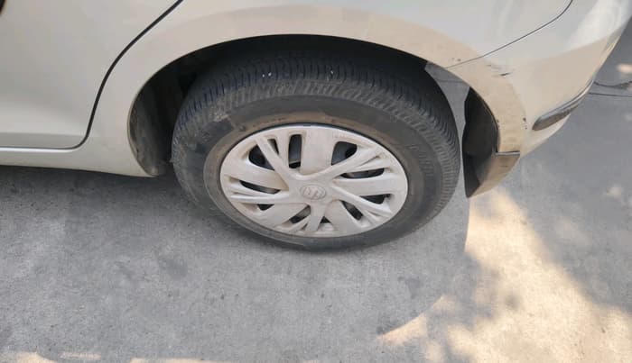 2017 Maruti Swift VXI O, Petrol, Manual, 55,492 km, tyre