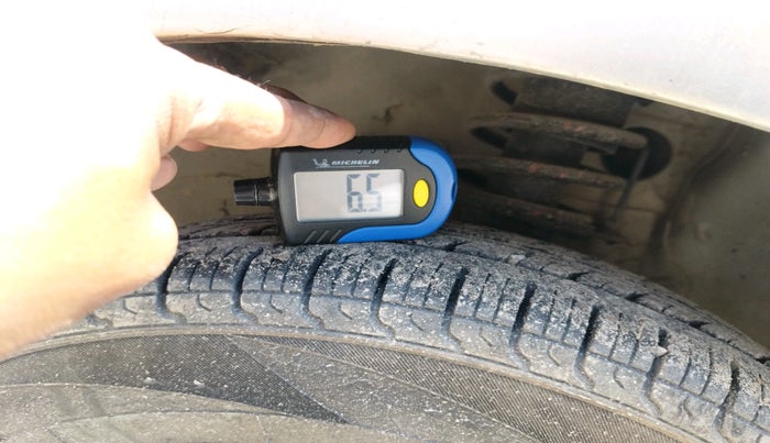 2013 Maruti Alto 800 LXI, Petrol, Manual, 82,906 km, tyre