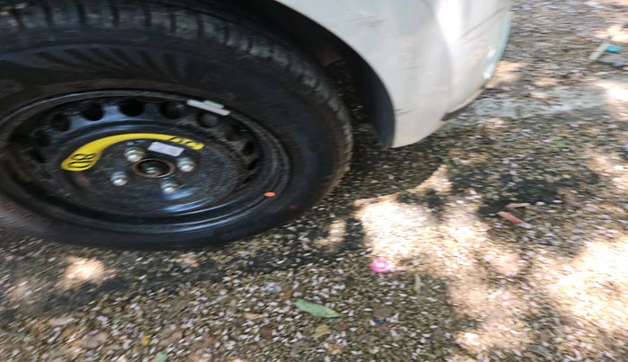 2022 Hyundai GRAND I10 NIOS ASTA AMT 1.2 KAPPA VTVT, Petrol, Automatic, 20,140 km, tyre