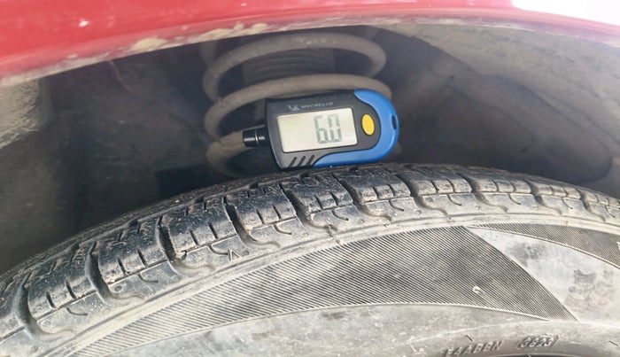 2013 Hyundai i10 MAGNA 1.1, Petrol, Manual, 39,839 km, tyre