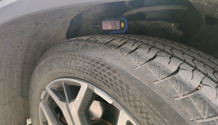 2020 KIA SELTOS GTX PLUS AT 1.5 DIESEL, Diesel, Automatic, 1,37,516 km, tyre