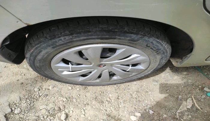 2016 Maruti Celerio VXI, CNG, Manual, 1,24,499 km, tyre