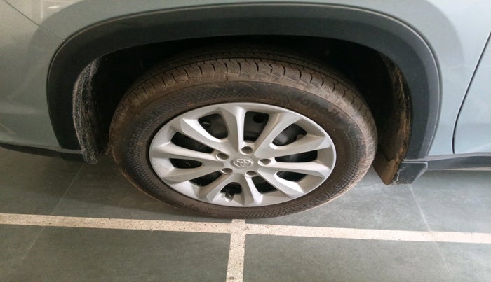 2025 Toyota URBAN CRUISER HYRYDER E NEO DRIVE, Petrol, Manual, 391 km, tyre