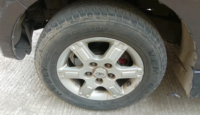 2013 Mahindra Quanto C8, Diesel, Manual, 73,802 km, tyre