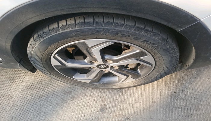 2018 Hyundai Creta SX AT 1.6 PETROL, Petrol, Automatic, 56,219 km, tyre