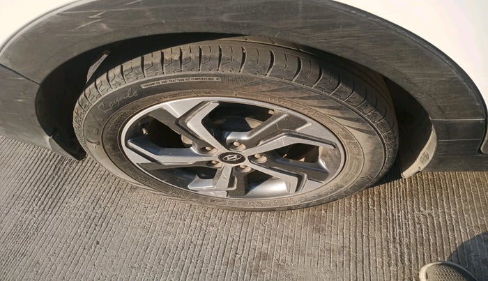 2018 Hyundai Creta SX AT 1.6 PETROL, Petrol, Automatic, 56,219 km, tyre