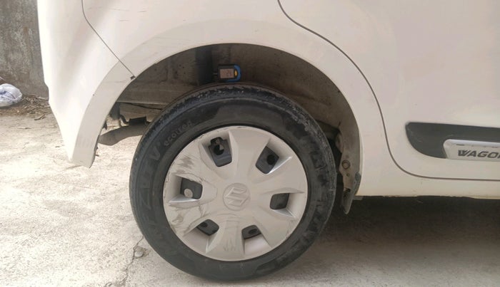 2023 Maruti New Wagon-R VXI 1.0, Petrol, Manual, 57,558 km, tyre