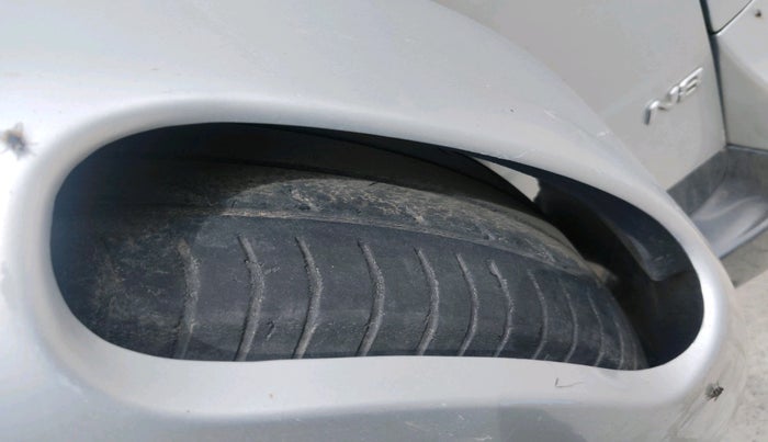 2016 Mahindra NUVOSPORT N8, Diesel, Manual, 1,72,946 km, tyre