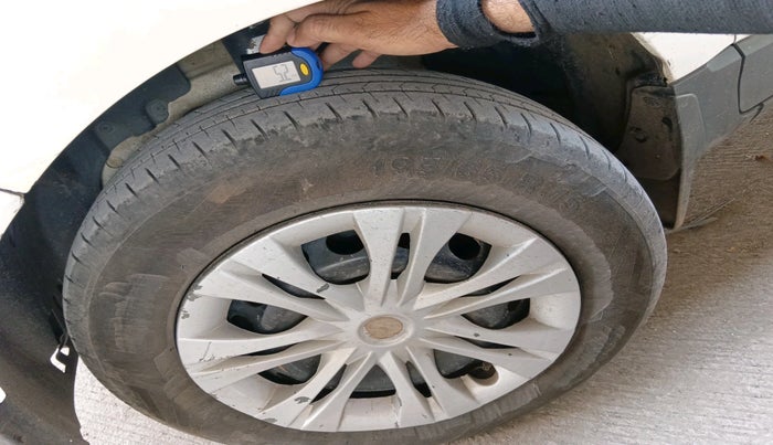 2015 Ford Ecosport AMBIENTE 1.5L DIESEL, Diesel, Manual, 90,867 km, tyre