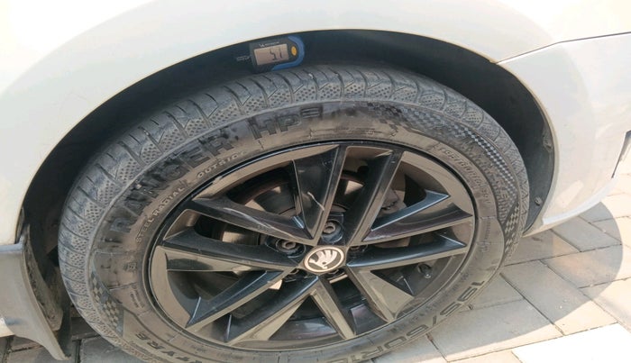 2018 Skoda Rapid AMBITION 1.5 TDI, Diesel, Manual, 1,06,755 km, tyre