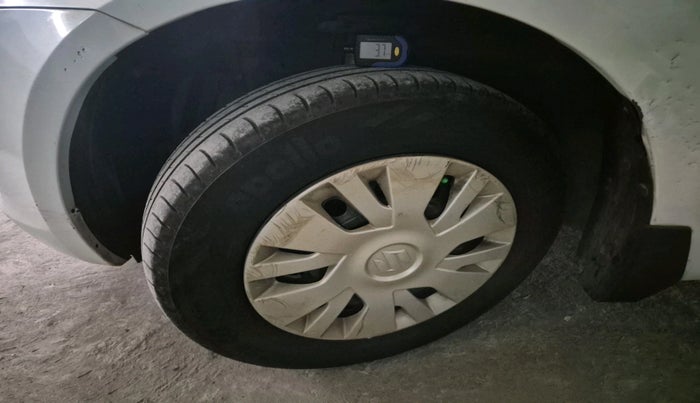 2012 Maruti Swift VDI, Diesel, Manual, 1,09,737 km, tyre