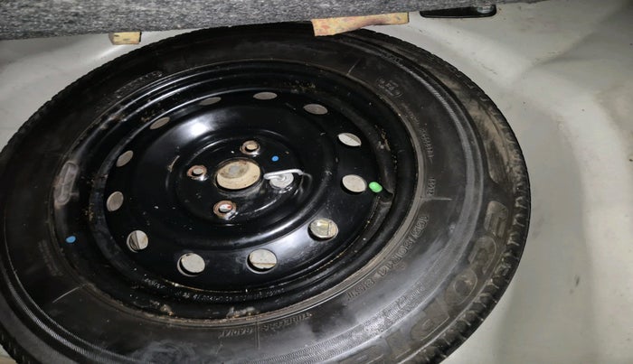 2012 Maruti Swift VDI, Diesel, Manual, 1,09,737 km, tyre