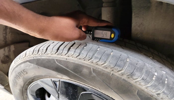 2022 Tata PUNCH ADVENTURE AMT, Petrol, Automatic, 38,076 km, tyre