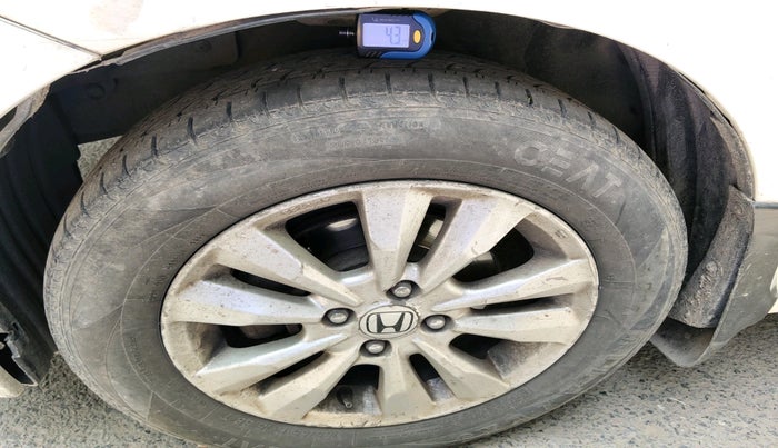 2012 Honda City 1.5L I-VTEC V MT, CNG, Manual, 1,87,046 km, tyre