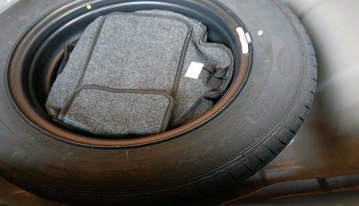 2023 KIA SONET HTX 1.0 DCT, Petrol, Automatic, 11,555 km, tyre