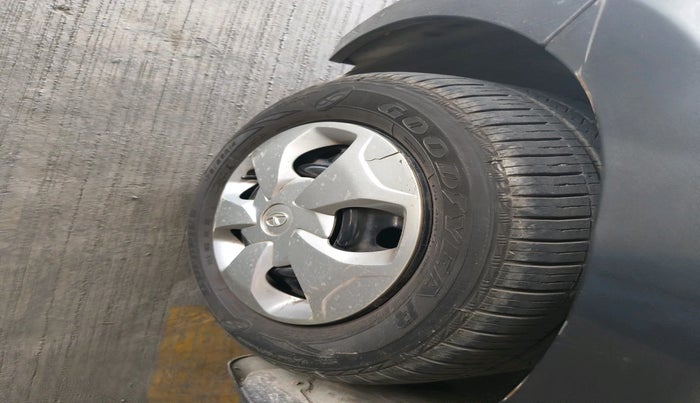 2022 Tata Tiago XT CNG, CNG, Manual, 78,510 km, tyre