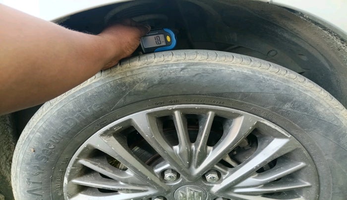 2021 Maruti Ertiga ZXI+ SHVS, Petrol, Manual, 1,06,473 km, tyre