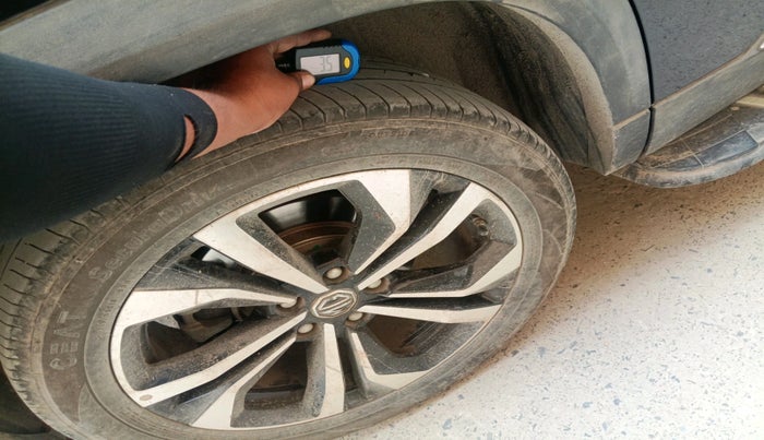 2023 MG HECTOR SHARP PRO 1.5 PETROL TURBO CVT PETROL, Petrol, Automatic, 20,974 km, tyre