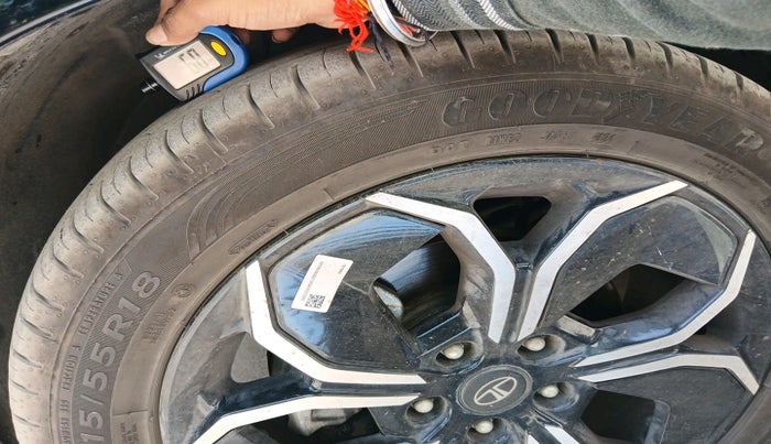 2024 Tata Curvv Accomplished S 1.2 Petrol 7DCA, Petrol, Automatic, 8,473 km, tyre