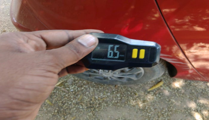 2012 Hyundai i10 MAGNA 1.2, Petrol, Manual, 40,128 km, tyre