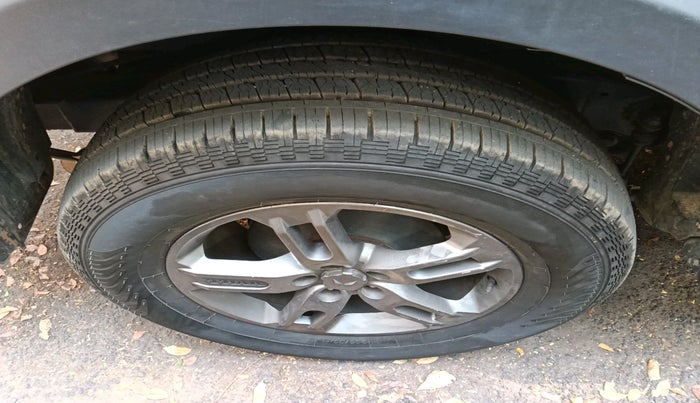 2023 Mahindra Thar LX HARD TOP 4WD MT, Diesel, Manual, 42,355 km, tyre