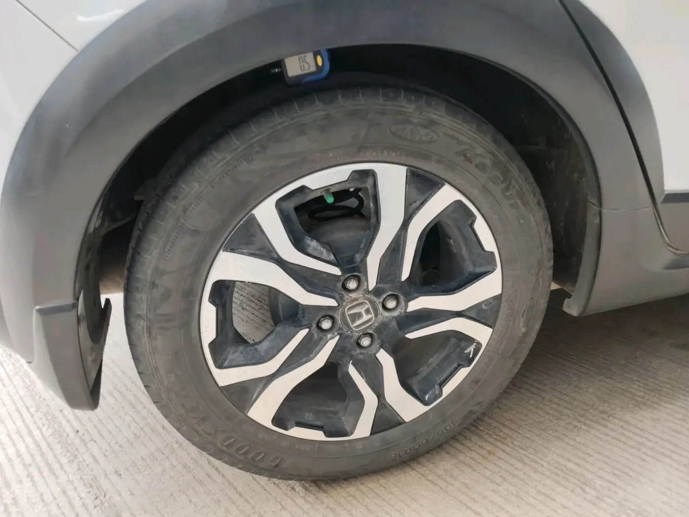 2021 Honda WR-V 1.2L I-VTEC VX MT, CNG, Manual, 38,336 km, tyre