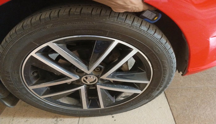 2020 Skoda Rapid STYLE TSI, Petrol, Manual, 57,485 km, tyre