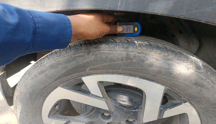 2022 Nissan MAGNITE XV MT, Petrol, Manual, 55,038 km, tyre