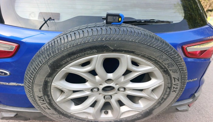 2016 Ford Ecosport TITANIUM 1.5L DIESEL, Diesel, Manual, 1,32,891 km, tyre