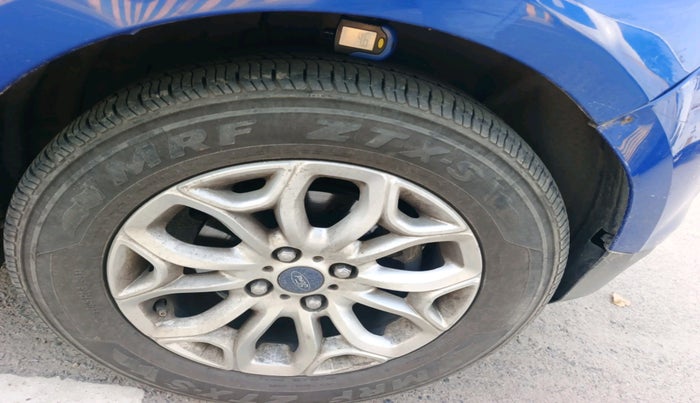 2016 Ford Ecosport TITANIUM 1.5L DIESEL, Diesel, Manual, 1,32,891 km, tyre