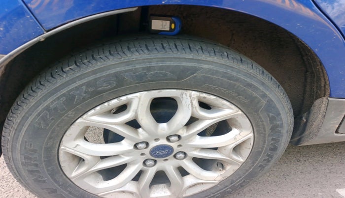 2016 Ford Ecosport TITANIUM 1.5L DIESEL, Diesel, Manual, 1,32,891 km, tyre