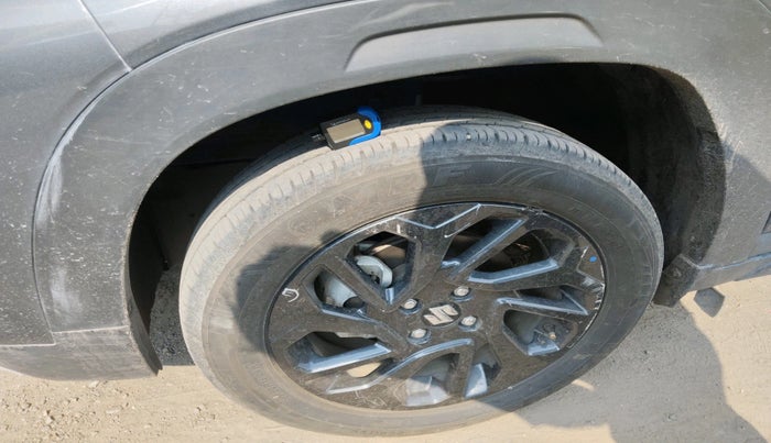 2025 Maruti FRONX DELTA PLUS 1.2L AGS, Petrol, Automatic, 15,463 km, tyre