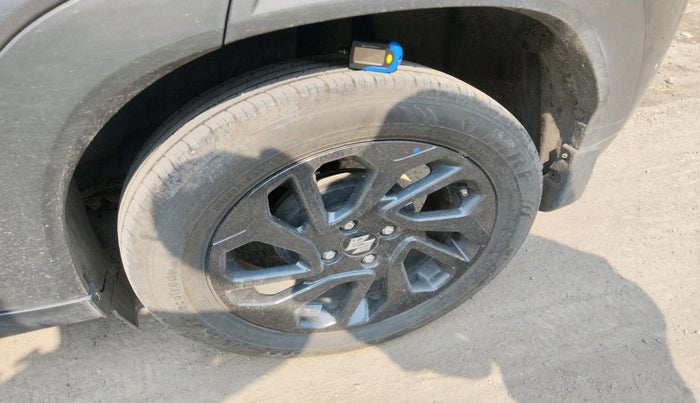 2025 Maruti FRONX DELTA PLUS 1.2L AGS, Petrol, Automatic, 15,463 km, tyre