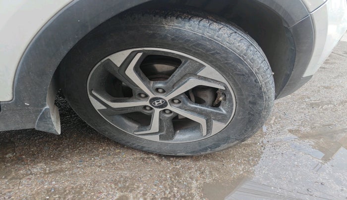 2018 Hyundai Creta SX 1.6 PETROL DUAL TONE, Petrol, Manual, 73,165 km, tyre