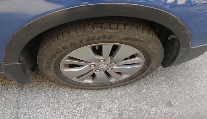 2016 Maruti S Cross ZETA 1.3, Diesel, Manual, 80,598 km, tyre