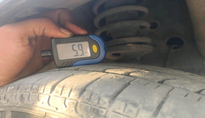 2012 Maruti Wagon R 1.0 LXI CNG, CNG, Manual, 91,846 km, tyre